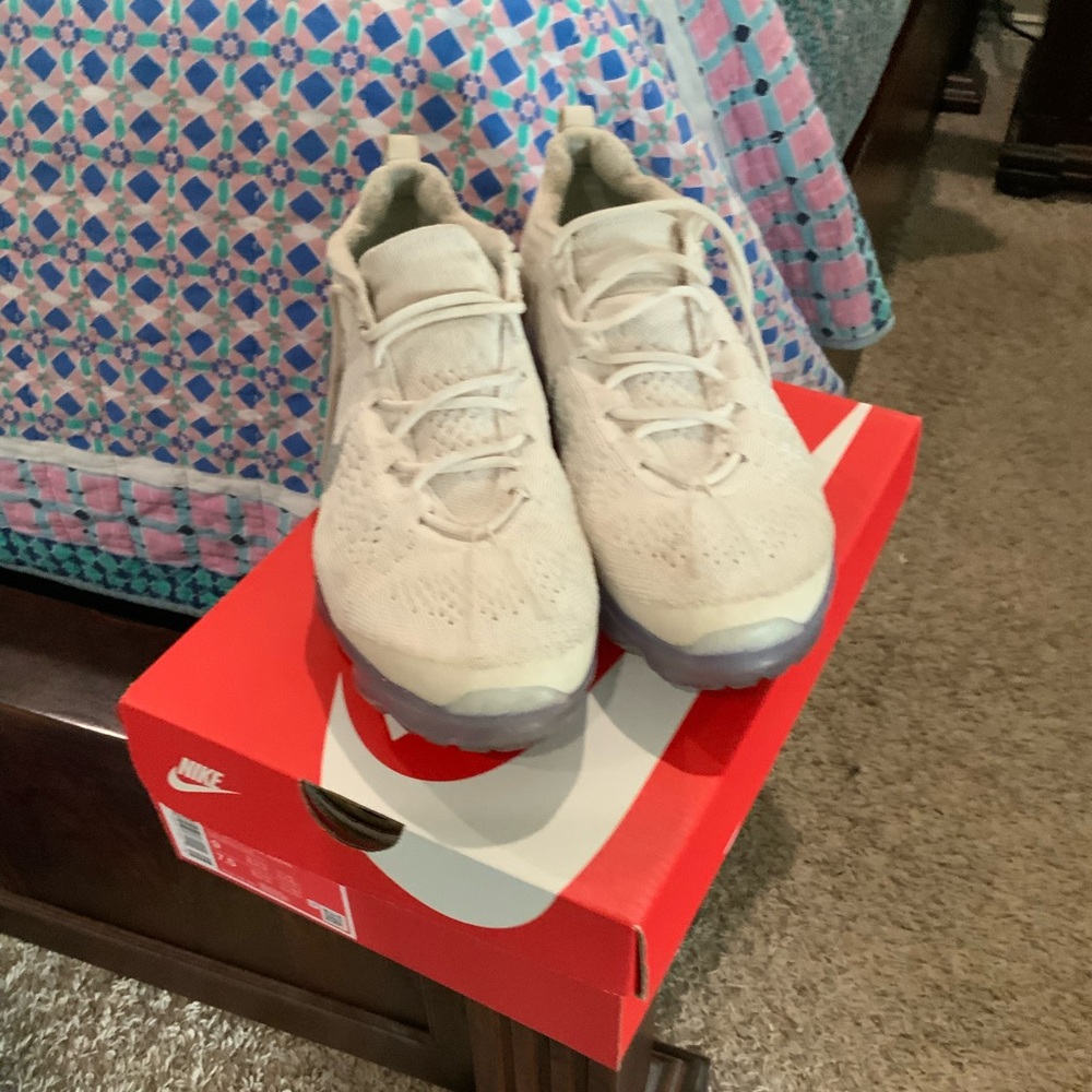 Nike Beige Flyknit Running Shoes